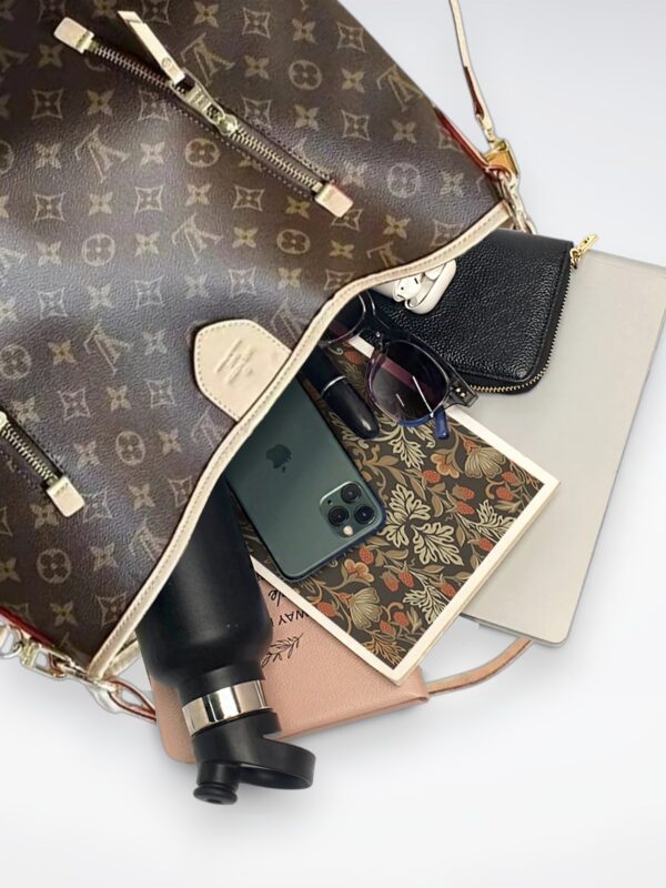 DBS-LC478 - Delightful MM Handbag Deal