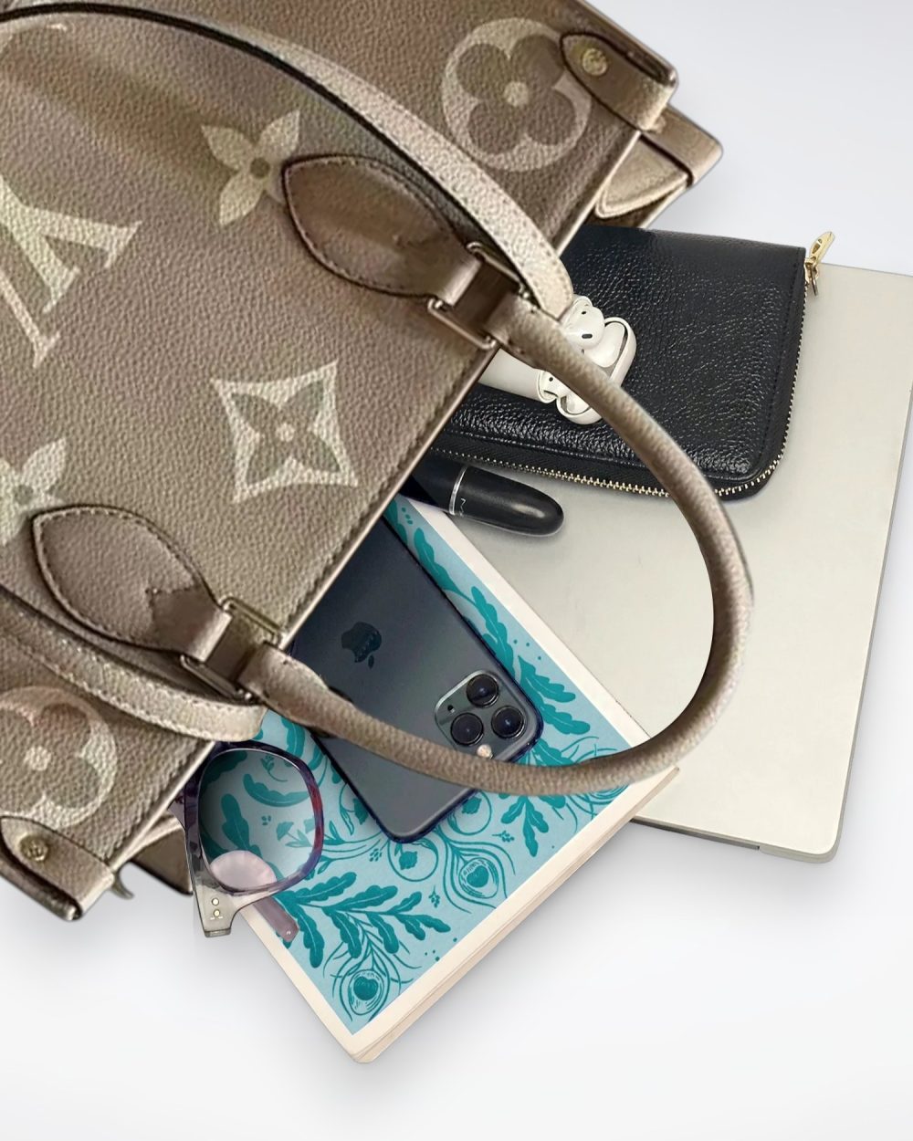 DBS-LC487 - Onthego MM Handbag Deal