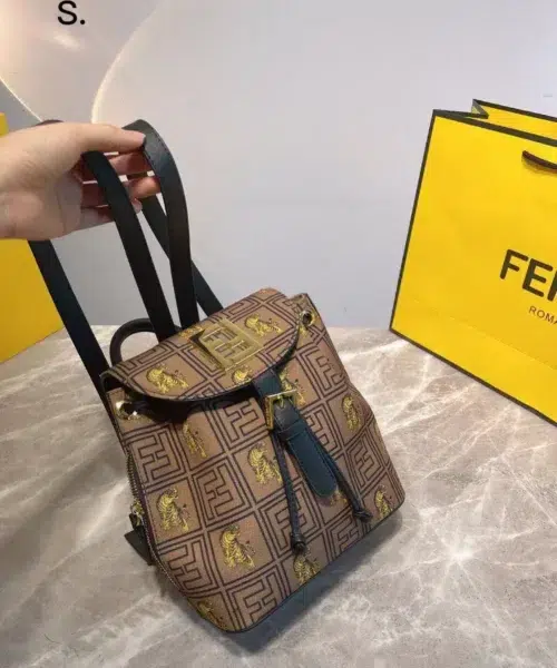FN48 - Fendi Women's Fashion Bag