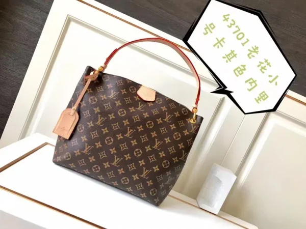 LC314 - Louis Vuitton Women's Fashion Bag