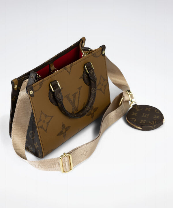 DBS-LC400 - Onthego PM Handbag Deal