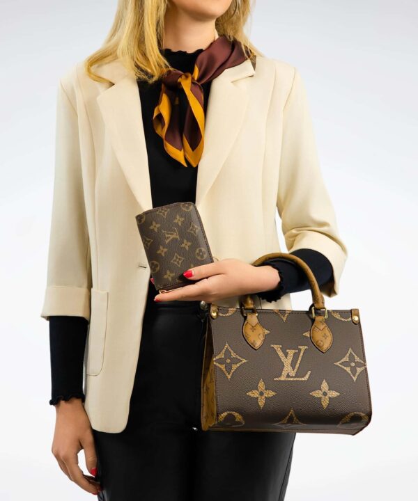 DBS-LC400 - Onthego PM Handbag Deal