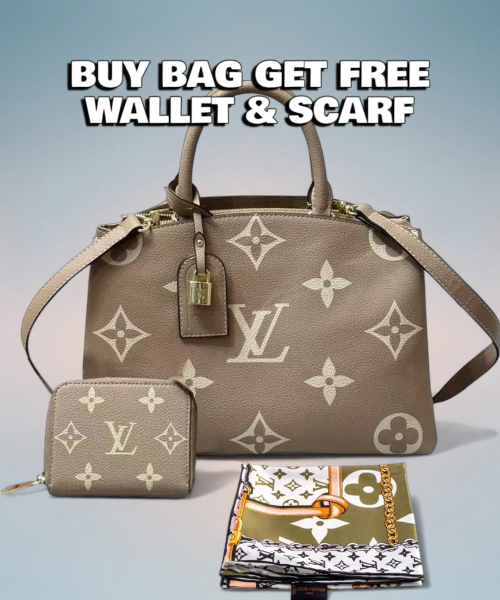 DBS-LC422 - Petit Palais Handbag Deal