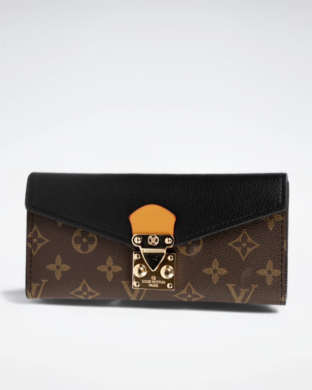 Louis Vuitton Wallet - WL002