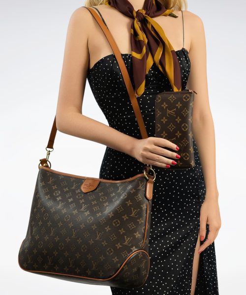 DBS-LC477 - Delightful MM Handbag Deal