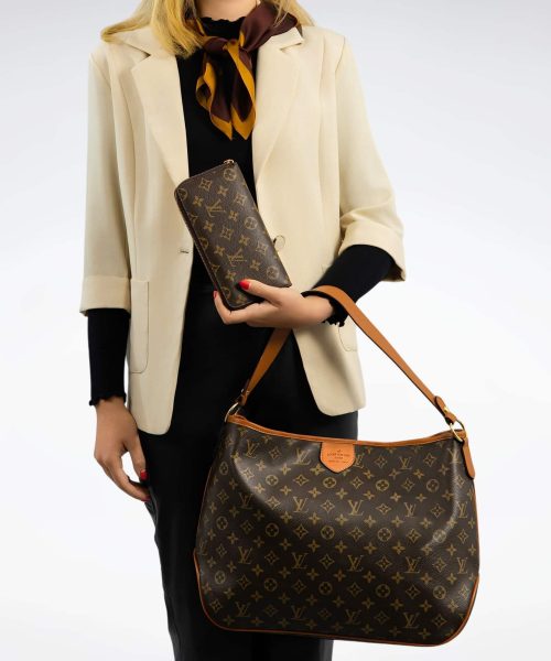 DBS-LC477 - Delightful MM Handbag Deal