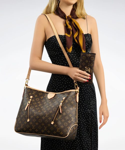 DBS-LC478 - Delightful MM Handbag Deal