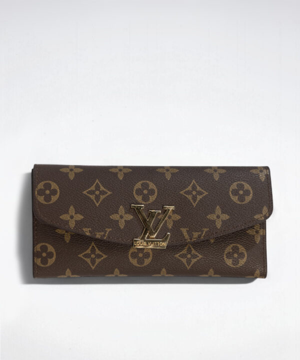 DBS-LC478 - Delightful MM Handbag Deal