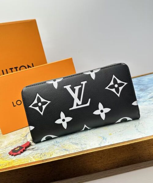 Louis Vuitton Crafty Pochette Felicie Monogram Empreinte Black For Women, Women's Wallets 8.3in/21cm LV M69515