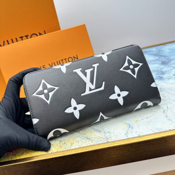 Louis Vuitton Crafty Pochette Felicie Monogram Empreinte Black For Women, Women's Wallets 8.3in/21cm LV M69515