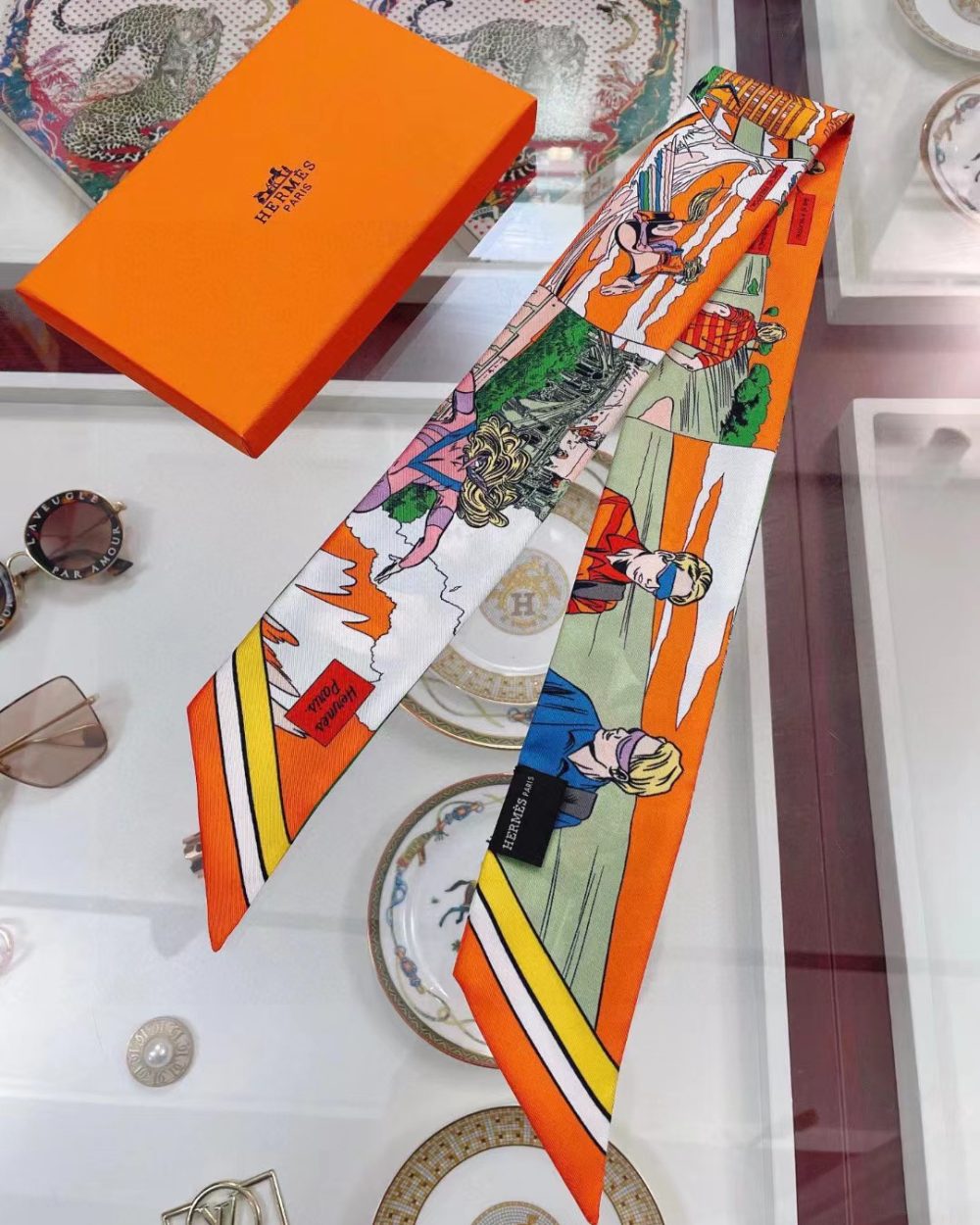 Square 70cm Silk Scarves (Random Style)