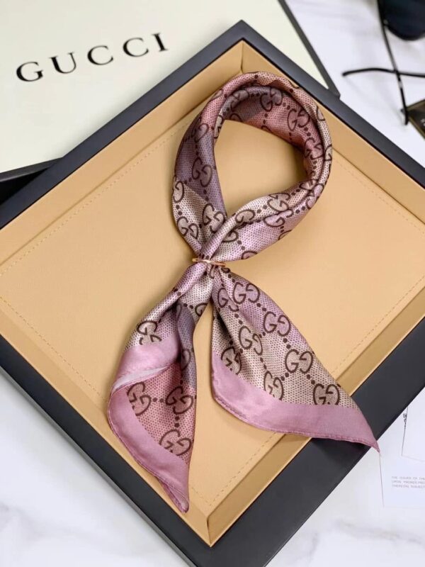 Random Style Fashion Scarves