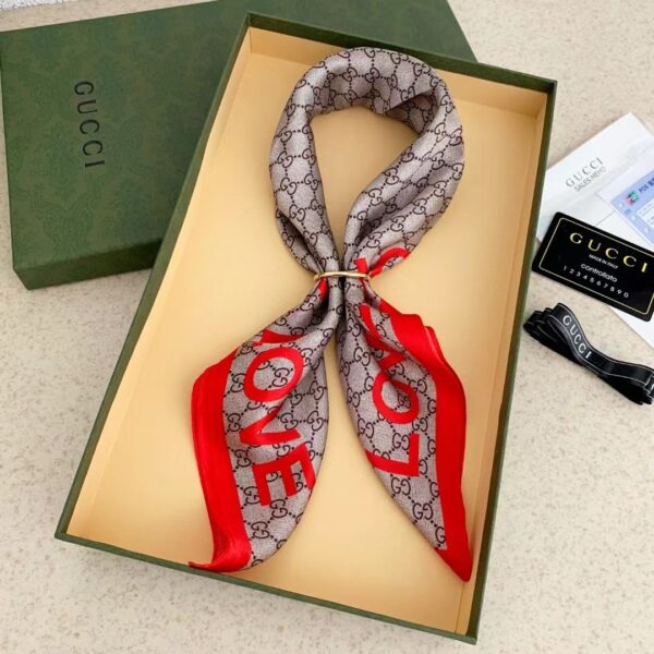 Random Style Fashion Scarves