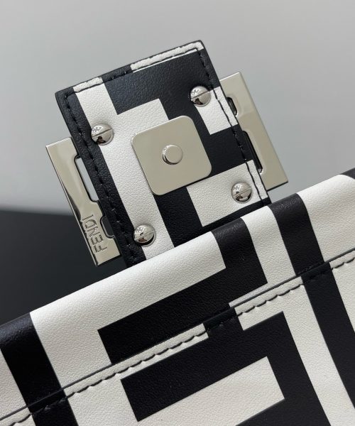 1:1 Replica Baguette Two-Tone Bag Black And White For Women 10.5in/27cm