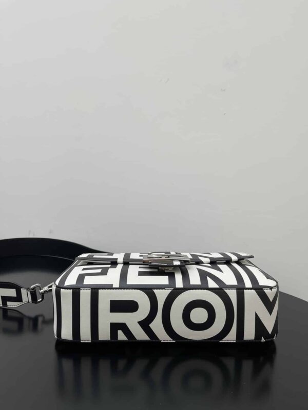 1:1 Replica Baguette Two-Tone Bag Black And White For Women 10.5in/27cm
