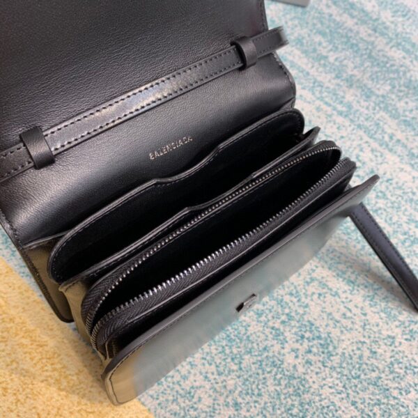 Balenciaga Bolso Bandolera B In Black, For Women, Women's Bags 7in/18cm