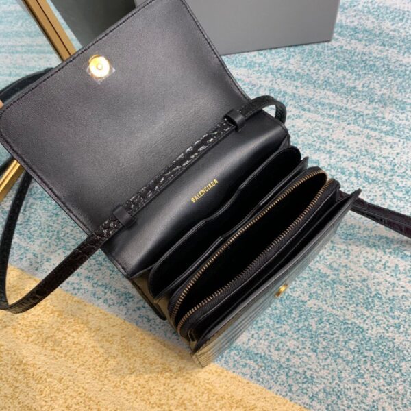 Balenciaga Bolso Bandolera B In Black, For Women, Women's Bags 7in/18cm
