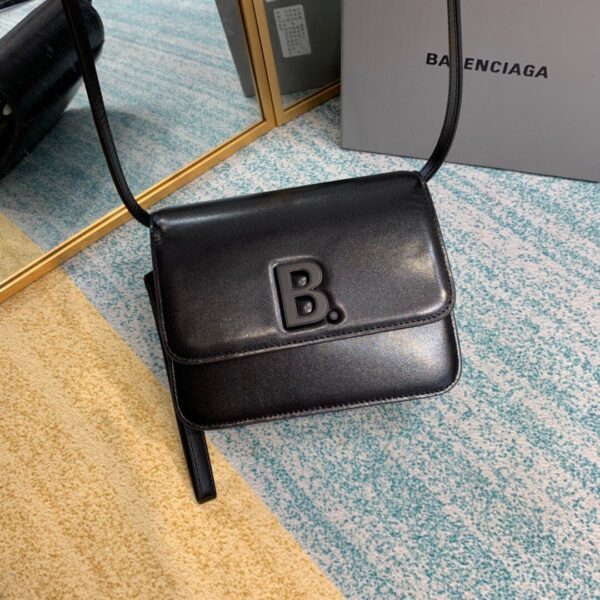 Balenciaga Bolso Bandolera B In Black, For Women, Women's Bags 7in/18cm