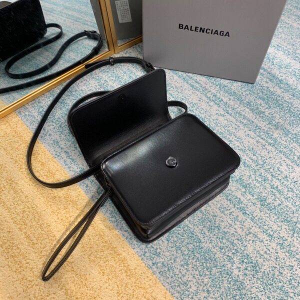 Balenciaga Bolso Bandolera B In Black, For Women, Women's Bags 7in/18cm