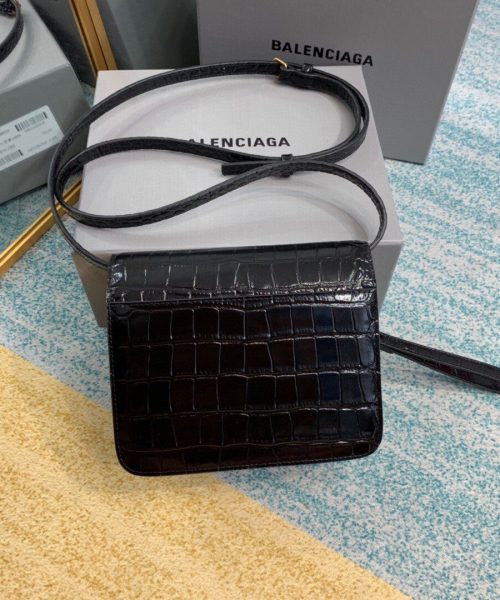 Balenciaga Bolso Bandolera B In Black, For Women, Women's Bags 7in/18cm