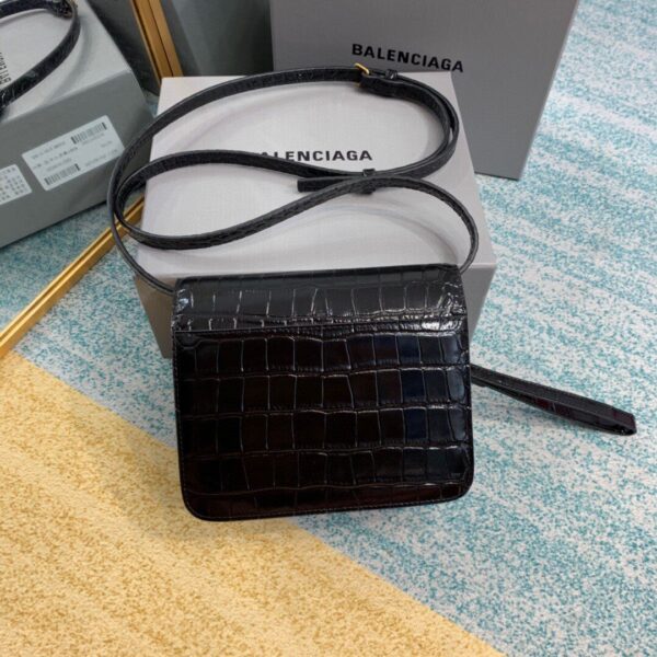 Balenciaga Bolso Bandolera B In Black, For Women, Women's Bags 7in/18cm