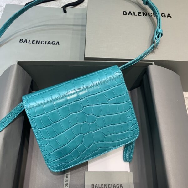 Balenciaga Bolso Bandolera B In Blue, For Women, Women's Bags 7in/18cm