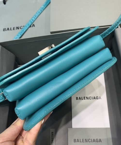 Balenciaga Bolso Bandolera B In Blue, For Women, Women's Bags 7in/18cm