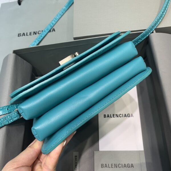 Balenciaga Bolso Bandolera B In Blue, For Women, Women's Bags 7in/18cm
