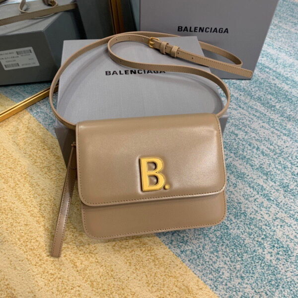 Balenciaga Bolso Bandolera B In Brown, For Women, Women's Bags 7in/18cm