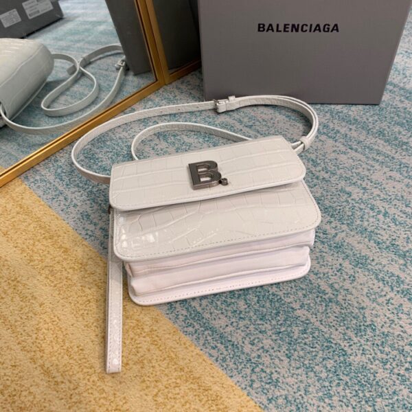Balenciaga Bolso Bandolera B In White, For Women, Women's Bags 7in/18cm