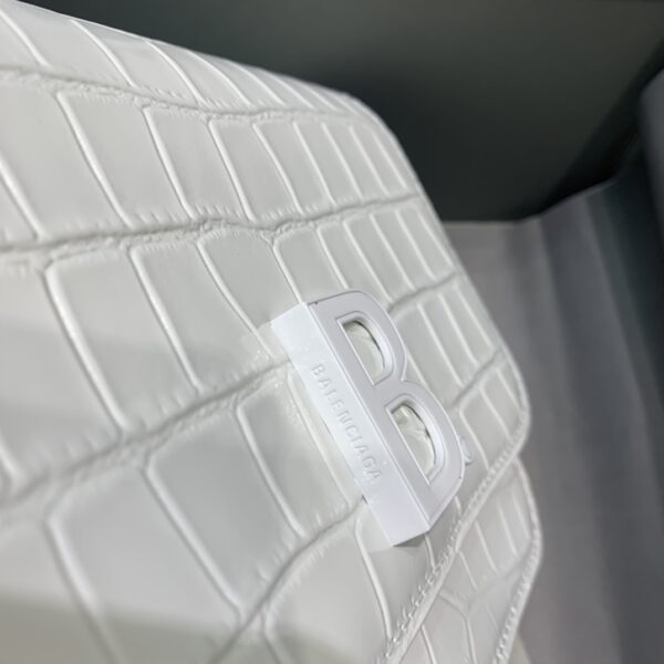 Balenciaga Bolso Bandolera B In White, For Women, Women's Bags 7in/18cm