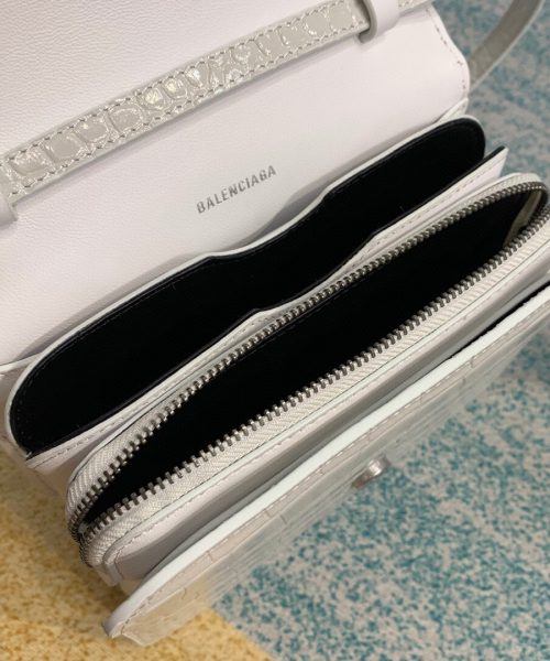 Balenciaga Bolso Bandolera B In White, For Women, Women's Bags 7in/18cm