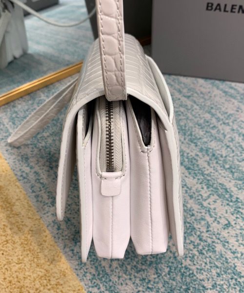 Balenciaga Bolso Bandolera B In White, For Women, Women's Bags 7in/18cm