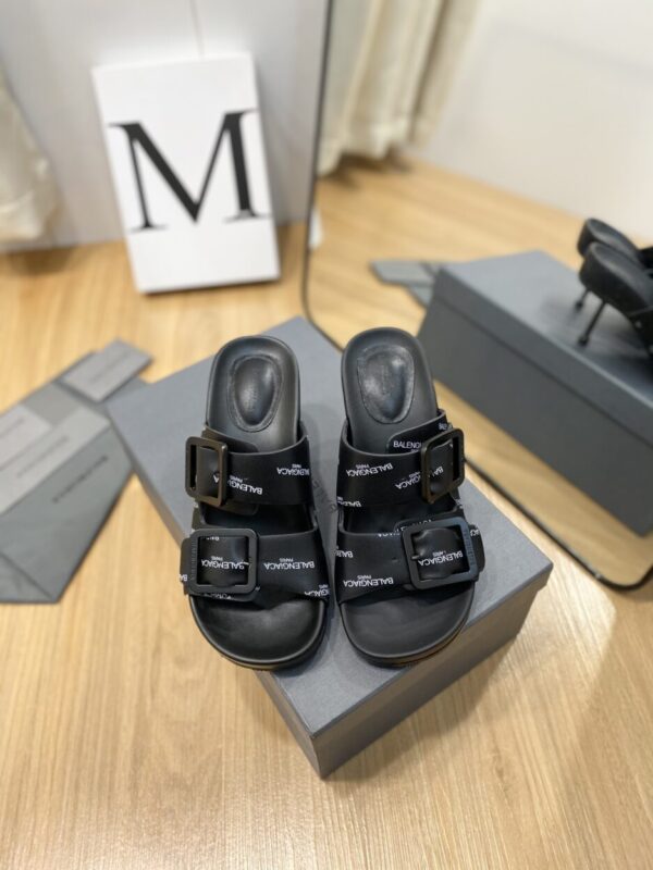 Balenciaga Cagole Sandal Black For Women