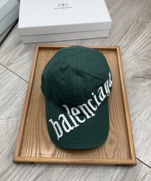 Balenciaga Diagonal Cap In Green