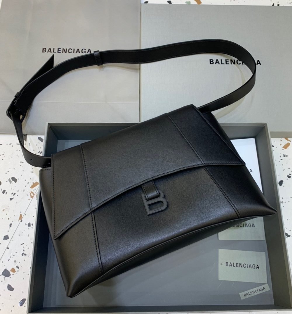 Balenciaga Downtown Medium Shoulder Bag In Black, For Women, Women's Bags 12.6in/32cm 67135429S171000