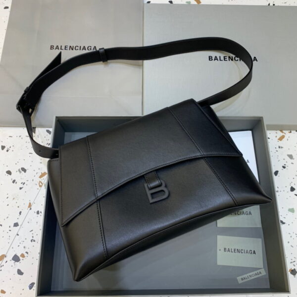 Balenciaga Downtown Medium Shoulder Bag In Black, For Women, Women's Bags 12.6in/32cm 67135429S171000