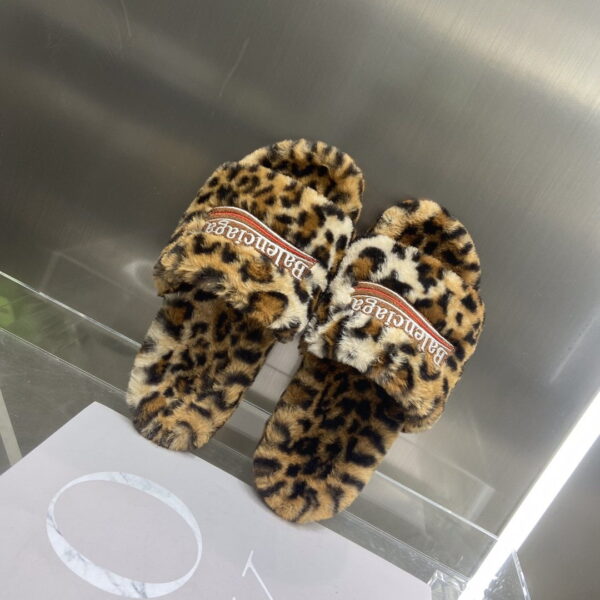 Balenciaga Furry Slide Brown For Women 