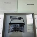 Balenciaga Hourglass Wallet On Chain in Black, For Women, Women's Bags 7.6in/19cm 6560501LR671000