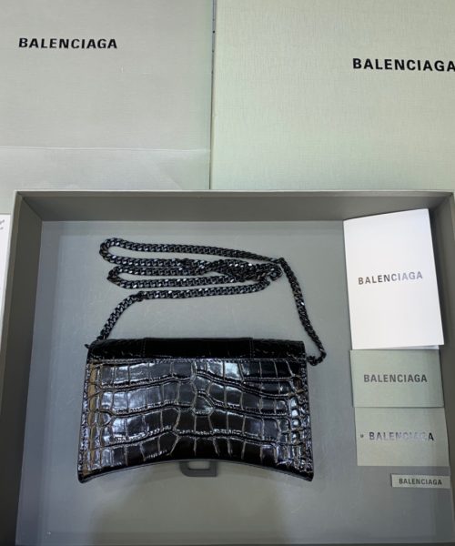 Balenciaga Hourglass Wallet On Chain in Black, For Women, Women's Bags 7.6in/19cm 6560501LR671000