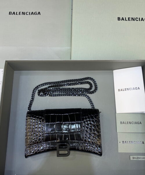 Balenciaga Hourglass Wallet On Chain in Black, For Women, Women's Bags 7.6in/19cm 6560501LR671000