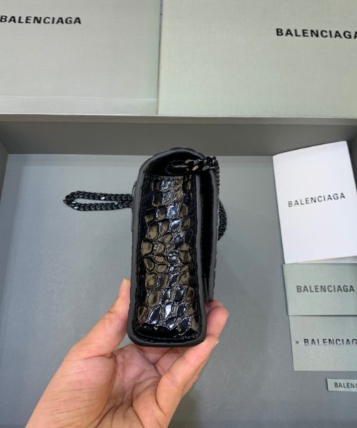 Balenciaga Hourglass Wallet On Chain in Black, For Women, Women's Bags 7.6in/19cm 6560501LR671000