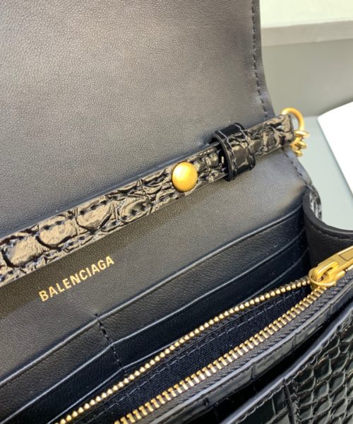 Balenciaga Hourglass Wallet On Chain in Black, For Women, Women's Bags 7.6in/19cm  6560501LRGM1000