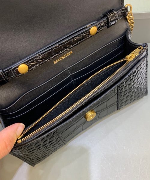 Balenciaga Hourglass Wallet On Chain in Black, For Women, Women's Bags 7.6in/19cm  6560501LRGM1000