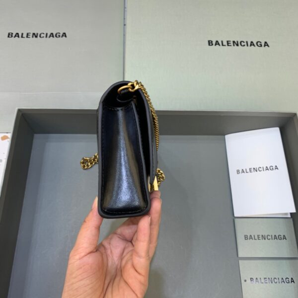 Balenciaga Hourglass Wallet On Chain in Black, For Women, Women's Bags 7.6in/19cm 6560501QJ4M1000