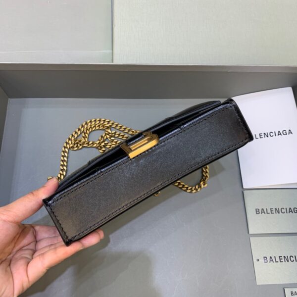 Balenciaga Hourglass Wallet On Chain in Black, For Women, Women's Bags 7.6in/19cm 6560501QJ4M1000