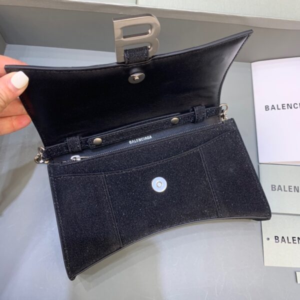 Balenciaga Hourglass Wallet On Chain in Black, For Women, Women's Bags 7.6in/19cm 6560502102G1000