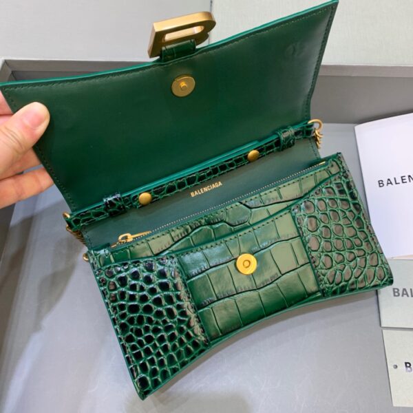 Balenciaga Hourglass Wallet On Chain in Dark Green, For Women, Women's Bags 7.6in/19cm 6560501LRGM3011