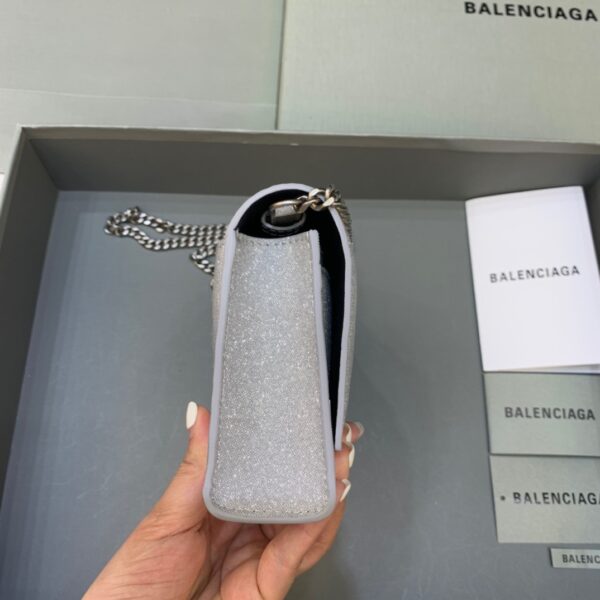 Balenciaga Hourglass Wallet On Chain in Grey, For Women, Women's Bags 7.6in/19cm 6560502102G1501