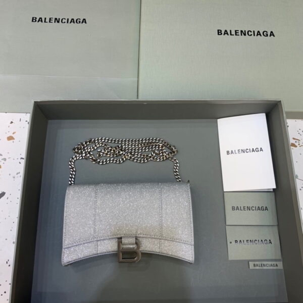 Balenciaga Hourglass Wallet On Chain in Grey, For Women, Women's Bags 7.6in/19cm 6560502102G1501